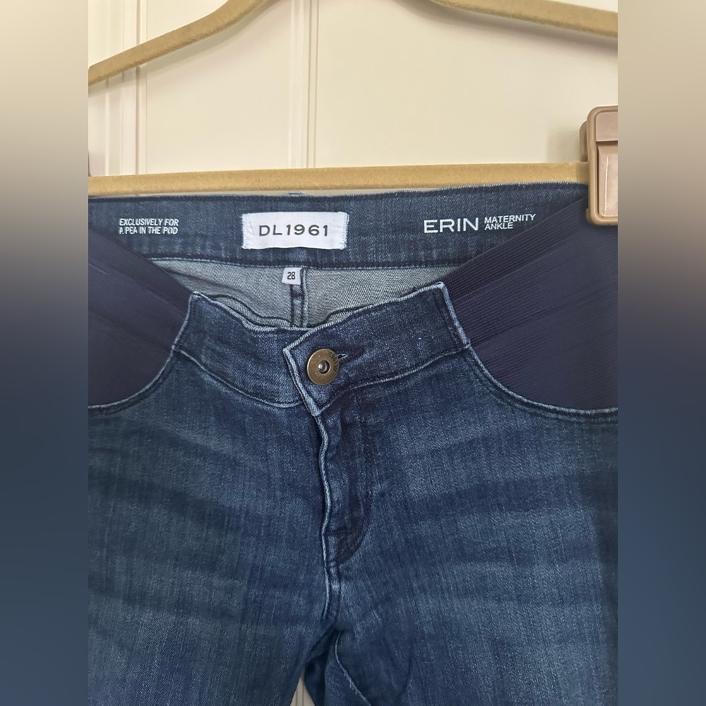 DL1961 Erin Maternity Ankle Skinny Jeans Exclusively for a Pea in the Pod 28 - Picture 5 of 13